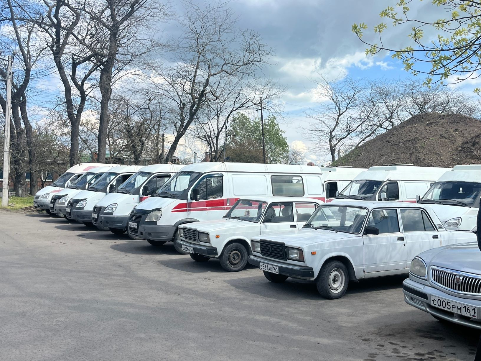 16 автомобилей переданы в зону СВО